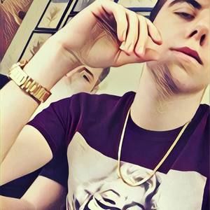 Meet your Posher, Denver